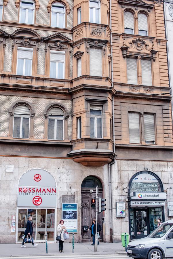 Nine Trees Apartment Budapest Eksteriør bilde